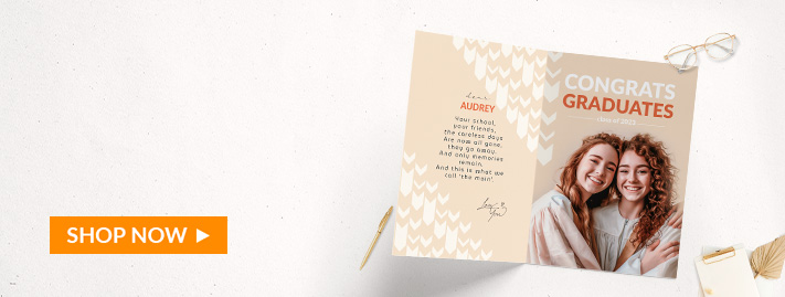 Jumbo sized greeting cards to congratulate the graduate